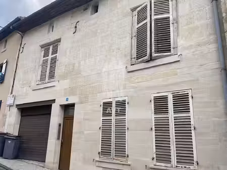 immeuble de 11 studios rapport annuel anciennement réalisés 13 %