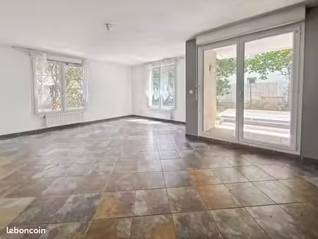 appartement 3 pièces 61 m²
