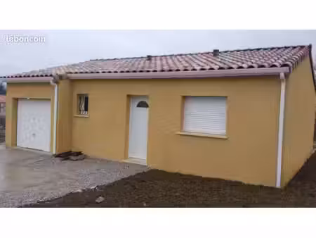 propriété 4 pièces 90 m²
