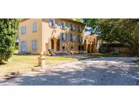 maison avec piscine et terrasse aix-en-provence (13)
