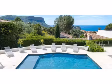 propriété avec piscine et jardin cassis (13)