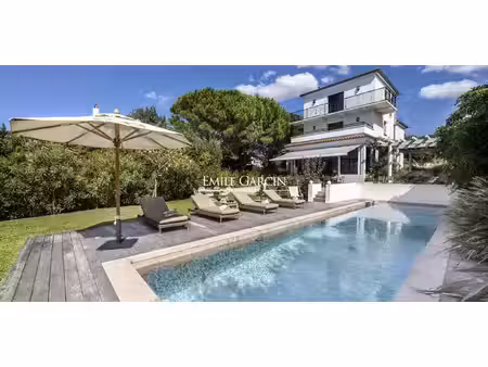 villa avec piscine et jardin anglet (64)
