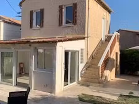 location 1er etage maison de pecheur disponible du 14/09/2026 au 30/06/2027