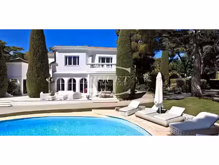 villa avec piscine et terrasse saint-jean-cap-ferrat (06)