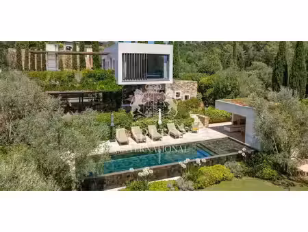 villa avec piscine valbonne (06)