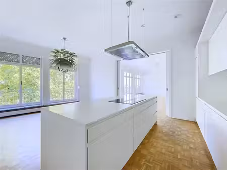 appartement à louer à avenue louise 379 ixelles (vbe60625)