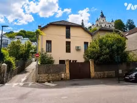 vente maison à aix-les-bains (73100) : à vendre / 177m² aix-les-bains