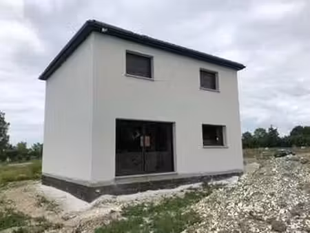 location maison à chasné-sur-illet (35250) : à louer / 57m² chasné-sur-illet