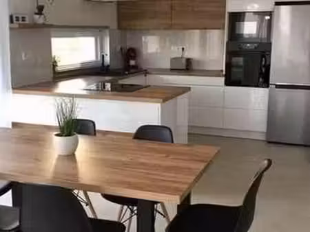 location maison à saint-didier (35220) : à louer / 84m² saint-didier