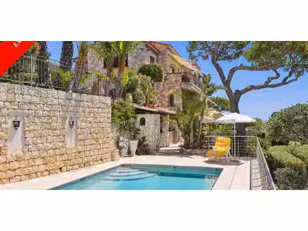 appartement avec terrasse et piscine col de villefranche - villefranche-sur-mer (06)