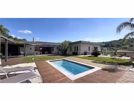maison contemporaine avec piscine et jardin biot (06)