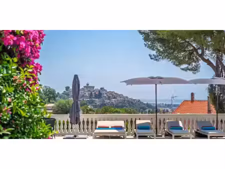 maison avec piscine et terrasse saint jean-les vallières - cagnes-sur-mer (06)