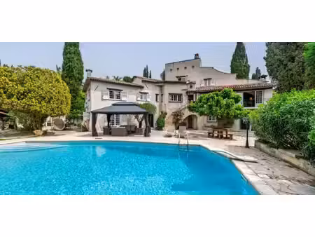 maison avec piscine et terrasse la roquette-sur-siagne (06)