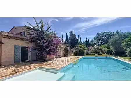 maison avec piscine mouans-sartoux (06)