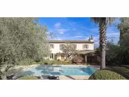 propriété avec piscine valbonne (06)