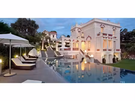 villa en bord de mer antibes (06)