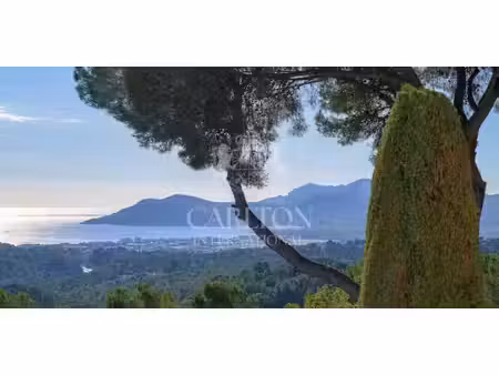 villa avec piscine en bord de mer mougins (06)
