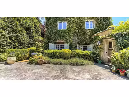 villa avec piscine tourrettes-sur-loup (06)
