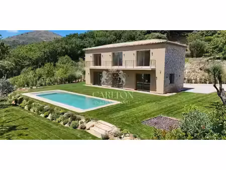 villa avec piscine en bord de mer vence (06)