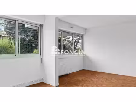 t2 de 52 2 m2 à caudéran centre