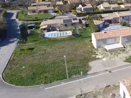 vente terrain 693 m² à aubignosc (04200)  107 000 €