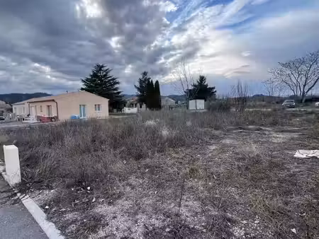 vente terrain 442 m² à la brillanne (04700)  105 000 €