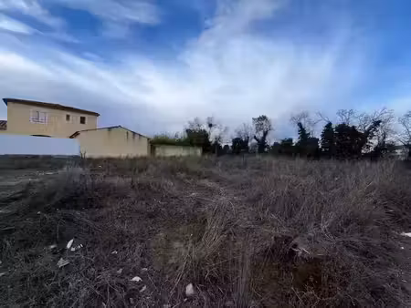 vente terrain 488 m² à la brillanne (04700)  109 000 €