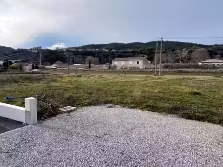 vente terrain 921 m² à peyruis (04310)  125 000 €