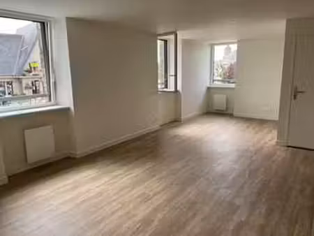 location appartement 2 pièces à plélan-le-petit (22980) : à louer 2 pièces / 56m² plélan-l