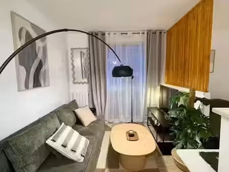 location meublée appartement 1 pièce 21 m² à lyon 7ème (69007)  795 €