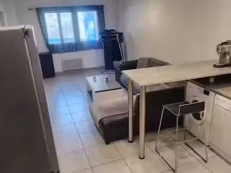 location appartement 2 pièces 44 m² à la bouilladisse (13720)  740 €