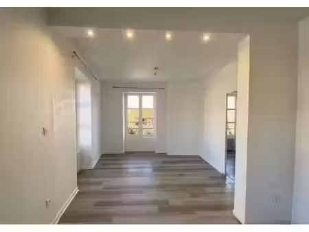 location appartement 3 pièces 47 m² à montpellier (34000)  750 €