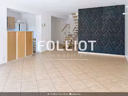 a vendre hermanville sur mer  appartement 3 pièces en triplex