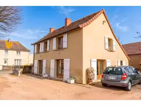 location maison 5 pièces 108 m² à anzy-le-duc (71110)  690 €