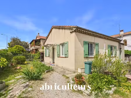 charmante maison de plain-pied - jardin de 522 m² - en vente à cannes la bocca (06150)
