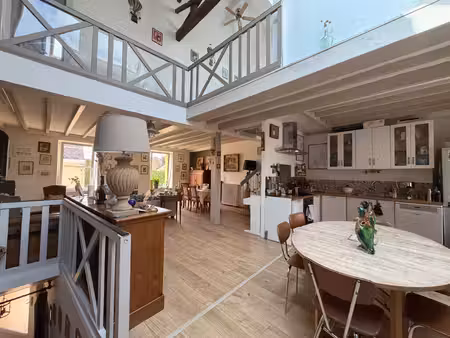 maison familiale esprit loft de 132 m2 au coeur de saint-étie