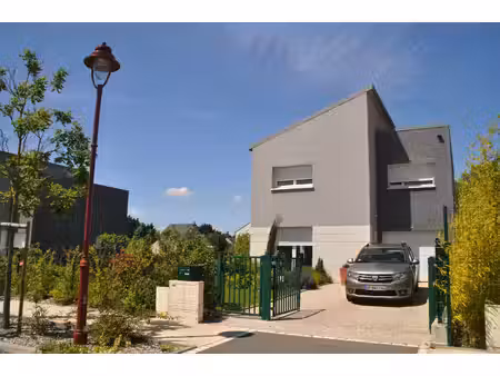 à louer - maison 4 pièces avec jardin - saint-pryvé-saint-mesmin