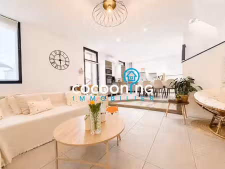 maison familiale avec beaux volumes et espace indépendant à