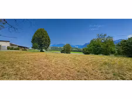groisy – terrain a batir de 1 054 m² avec magnifique vue