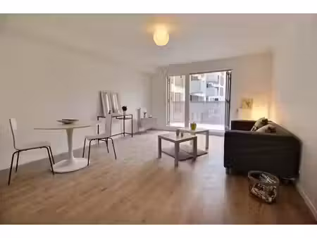 location appartement 2 pièces 46 m² à carrières-sous-poissy (78955)  931 €