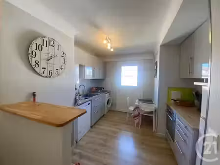 location meublée appartement 3 pièces 60.97 m² à saint-jean-de-luz (64500)  1 000 €