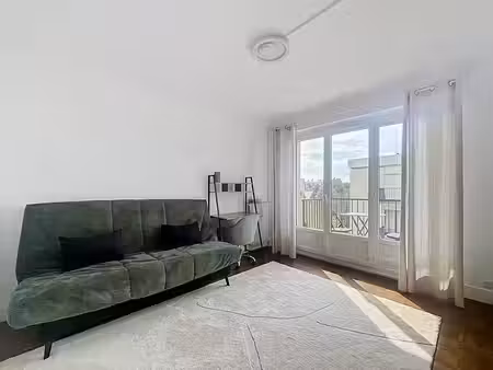 location meublée appartement 1 pièce 22.75 m² à la varenne saint hilaire (94210)  1 050 €