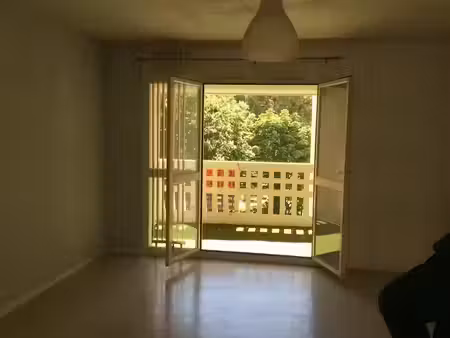location appartement 4 pièces 87 m² à plan-de-cuques (13380)  1 450 €