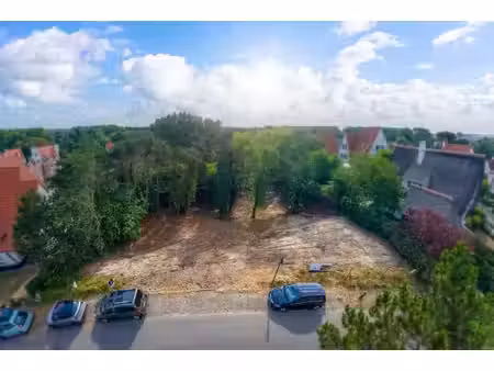 terrain à bâtir avec permis de construire approuvé dans l...