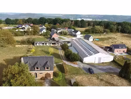 propriété équestre – piste 800 m² – villa – poss. +1 3 ha