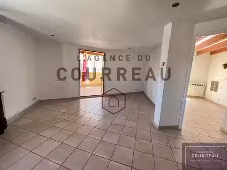 location meublée appartement 4 pièces 99.2 m² à montpellier (34000)  380 €