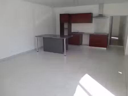 location appartement 2 pièces 60 m² à port-sur-saône (70170)  400 €