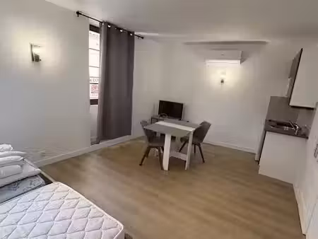 location appartement 1 pièce 23 m² à villeneuve-sur-lot (47300)  360 €