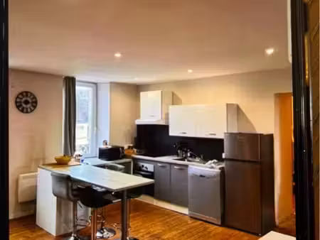 appartement 2chambres charges comprises