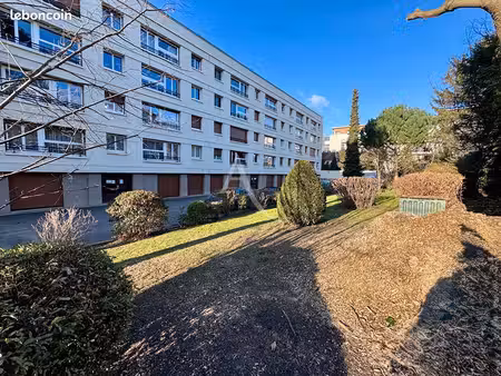 appartement 4 pièces 62 m²